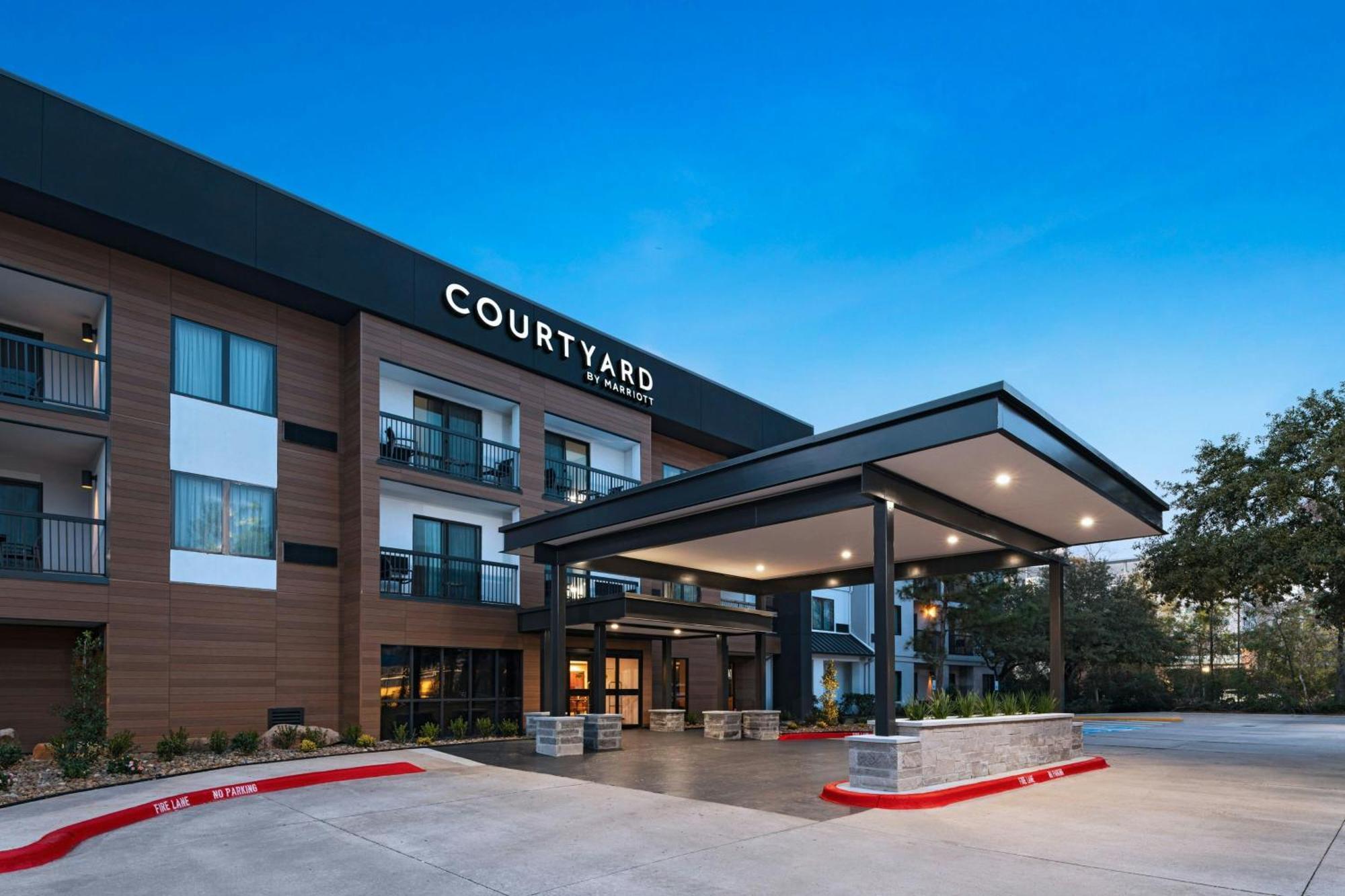 Отель Courtyard Houston Зе-Вудлендс Экстерьер фото